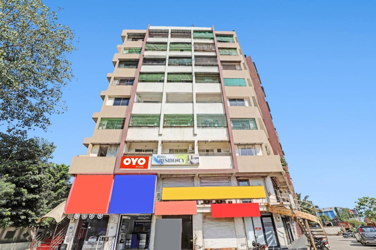 Oyo Flagship Hotel Residency 锡尔瓦萨 外观 照片